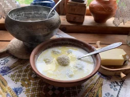 Малочны суп з клёцкамі
